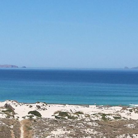 Maresia - Beachfront Peniche Apartment Экстерьер фото
